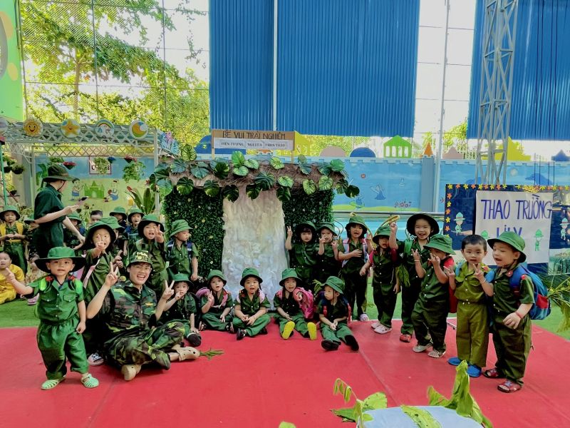 https://hoaphuongdorachgia.edu.vn/cac-hoat-dong-cua-be-chao-mung/