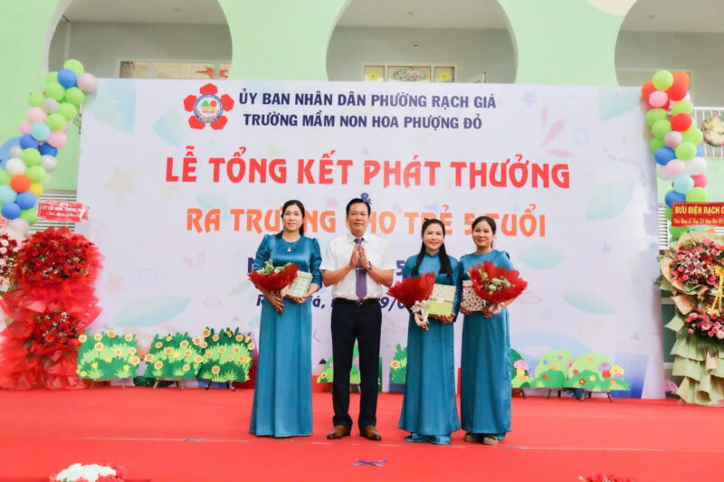LỄ TỔNG KẾT PHÁT THƯỞNG NĂM HỌC 2025-2026